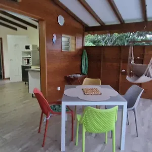 Marina Hotes Maison d'hôtes Bouillante